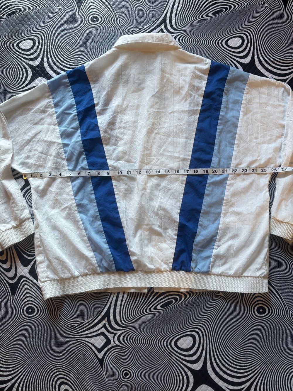 Vintage Bay Harbor White Zip-Front Jacket with Blue Chevron Stripes - Picture 3 of 4